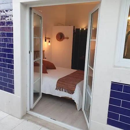 Casinha De Campo A 40 Minutos De Lisboa パルメラ